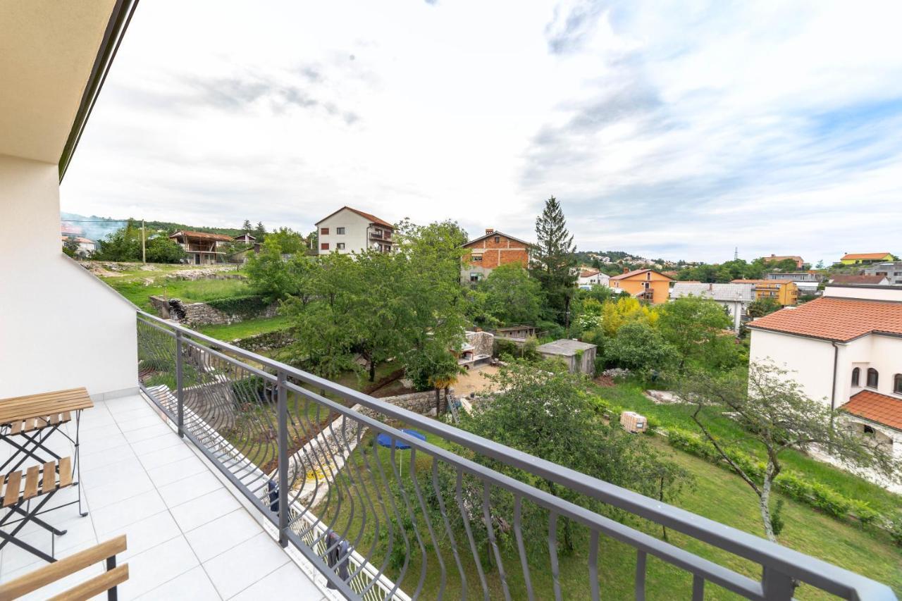 Apartments Raspolic Кастав Экстерьер фото