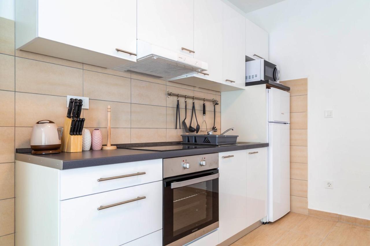 Apartments Raspolic Кастав Экстерьер фото